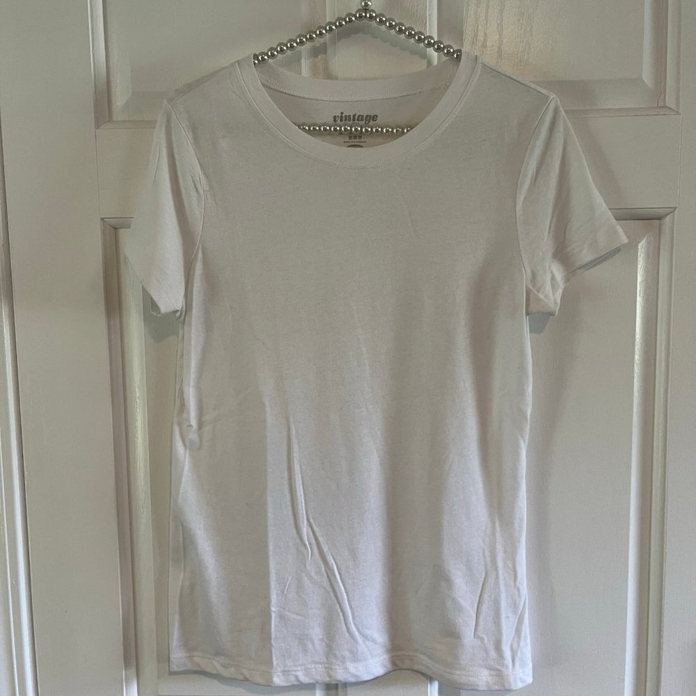 Old Navy Ladies White Vintage Crew Neck Short Sleeve Tee Size M